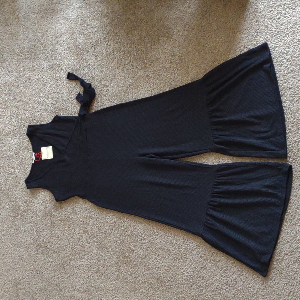 Black Capri Jumpsuit with Ruffles Sz Large